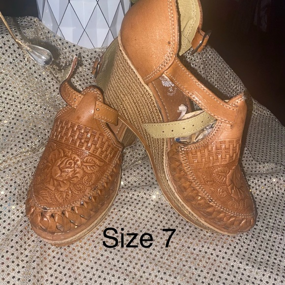 Huaraches - Picture 16 of 16